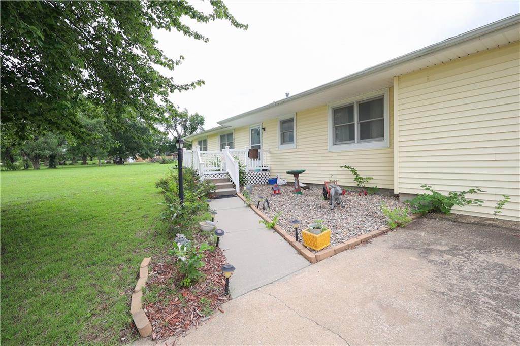 3590 Cr 3875 Road Independence, KS 67301 - Photo 5 of 38