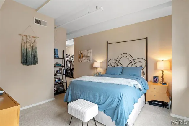 $291,750 | 915 Olive Street, Unit 1203, St. Louis, MO 63101