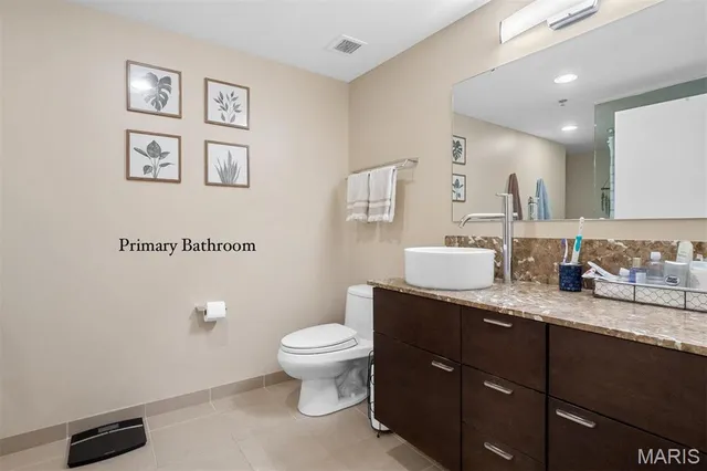 $291,750 | 915 Olive Street, Unit 1203, St. Louis, MO 63101