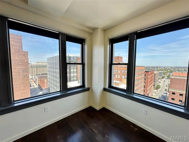 $291,750 | 915 Olive Street, Unit 1203, St. Louis, MO 63101