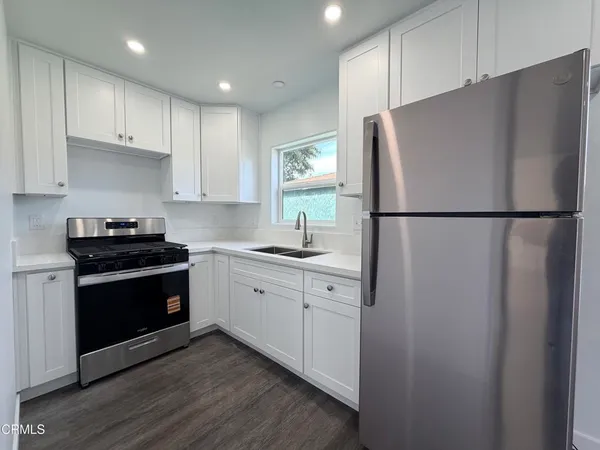 $2,225 | 945 South H Street, Unit B, Oxnard, CA 93030