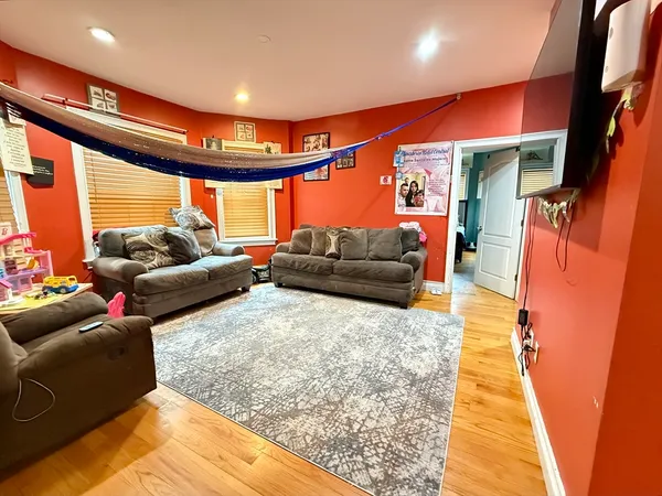 $990,000 | 20 Salem Street, Lynn, MA 01905