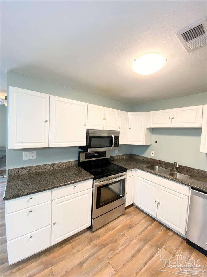 8229 Impala Court Pensacola, FL 32506 - Photo 8 of 26