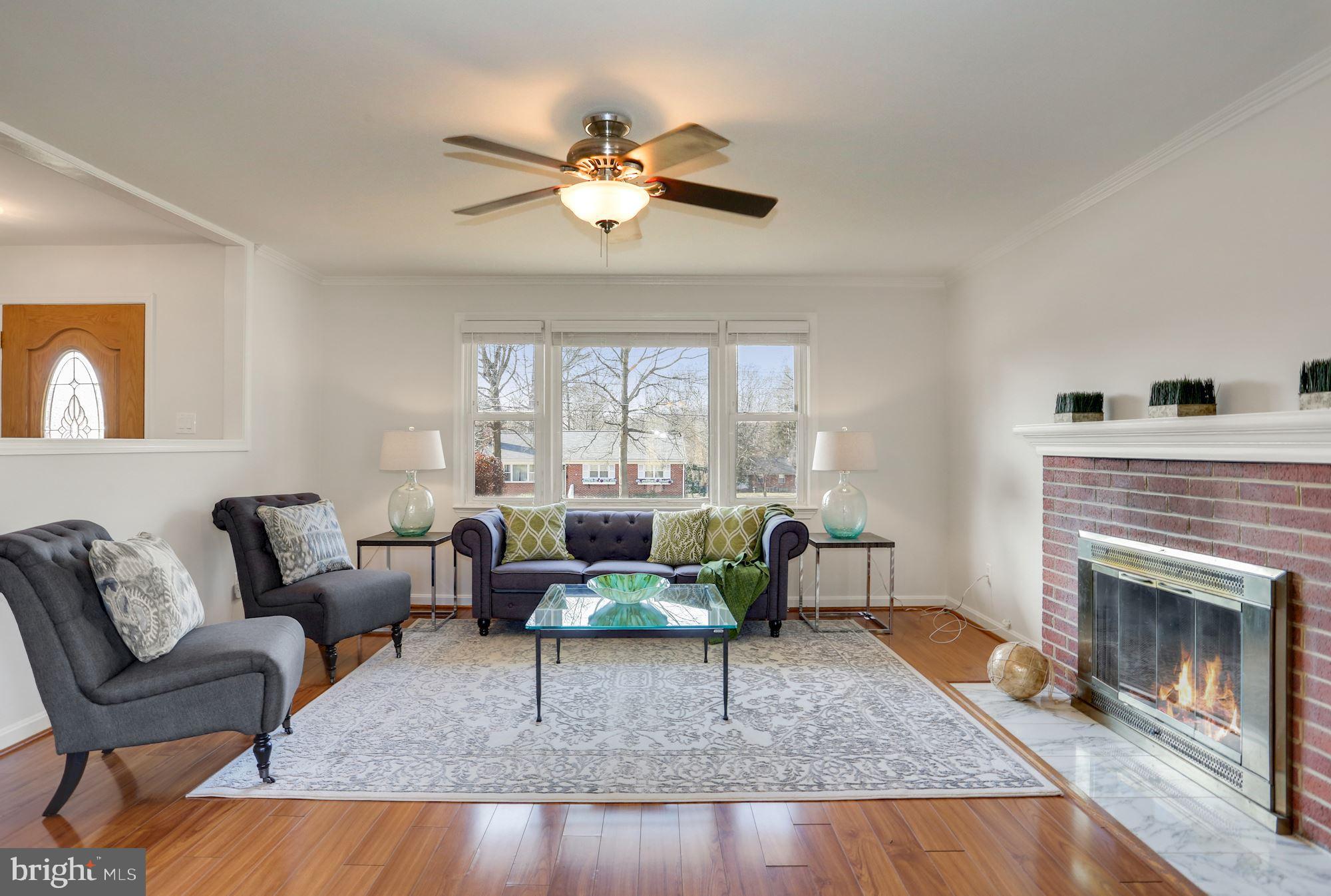 7315 Gary Street Springfield, VA 22150 - Photo 5 of 29