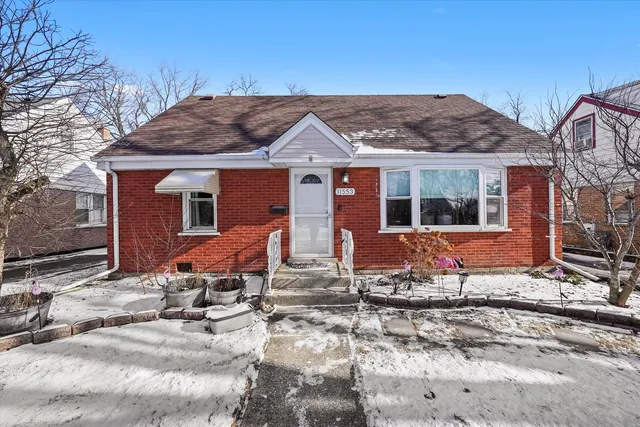$285,000 | 11553 South Joalyce Drive, Alsip, IL 60803