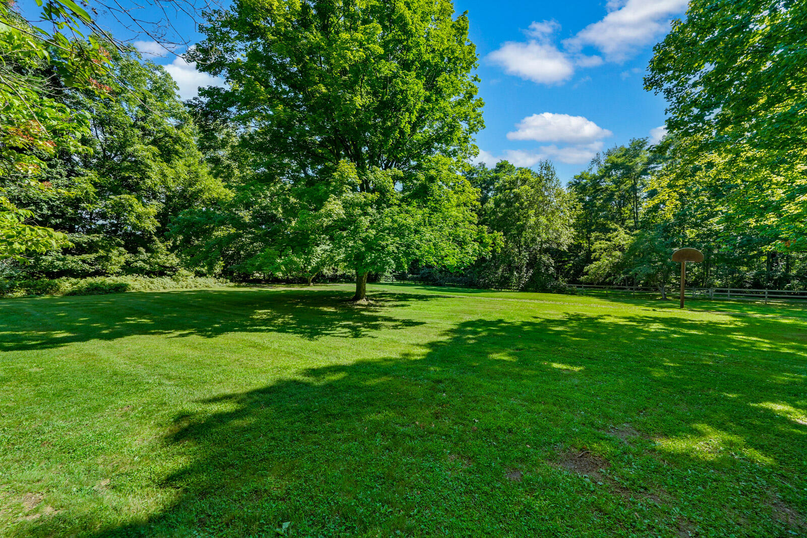 302 North Fulton Street Cassopolis, MI 49031 - Photo 11 of 56 302 N Fulton Street (25 of 55)