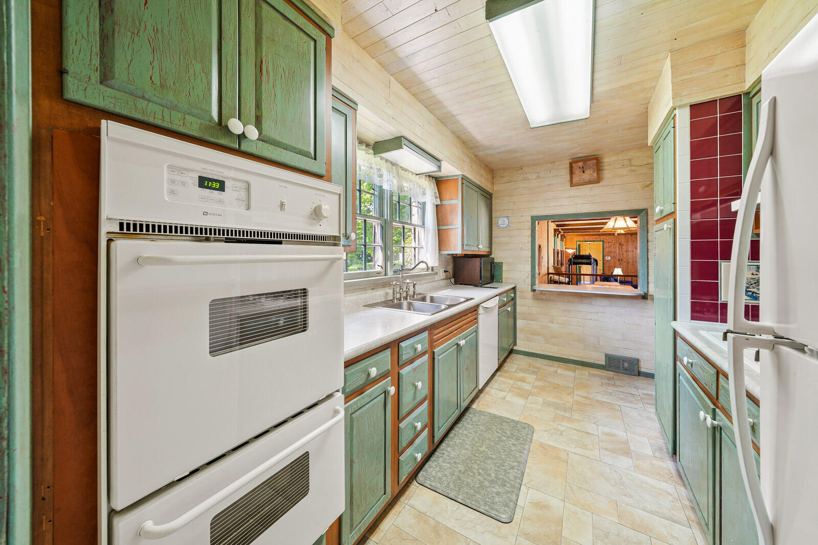 302 North Fulton Street Cassopolis, MI 49031 - Photo 15 of 56 302 N Fulton Street (10 of 55)