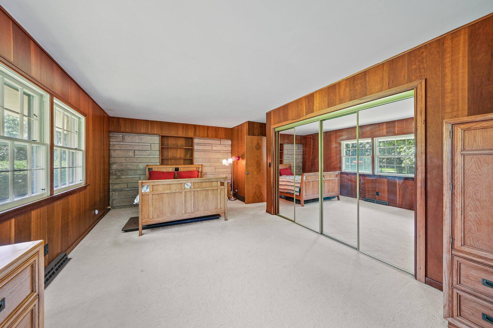 302 North Fulton Street Cassopolis, MI 49031 - Photo 26 of 56 302 N Fulton Street (3 of 55)