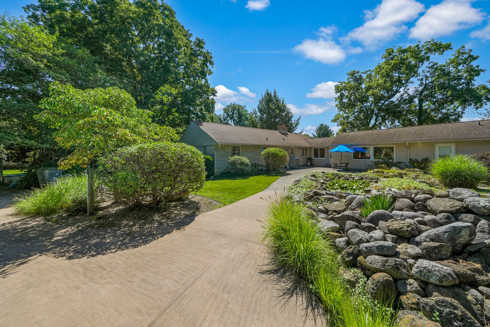 302 North Fulton Street Cassopolis, MI 49031 - Photo 5 of 56 302 N Fulton Street (44 of 55)