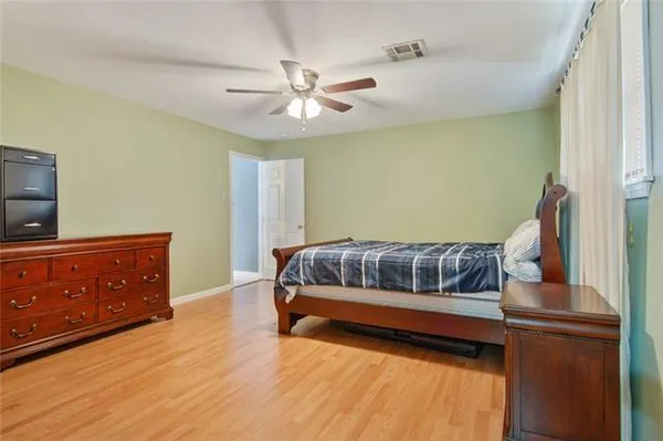 $210,000 | 208 Bear Drive, Arabi, LA 70032