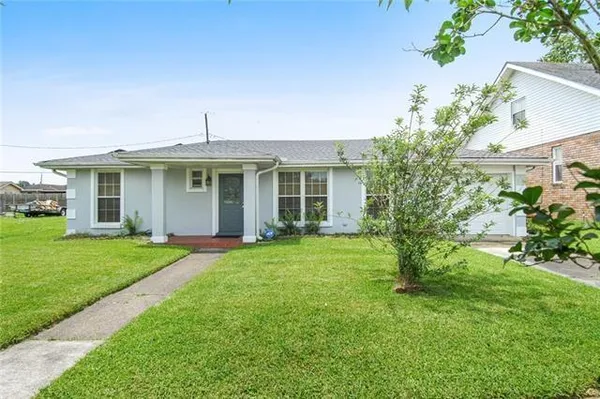 $210,000 | 208 Bear Drive, Arabi, LA 70032