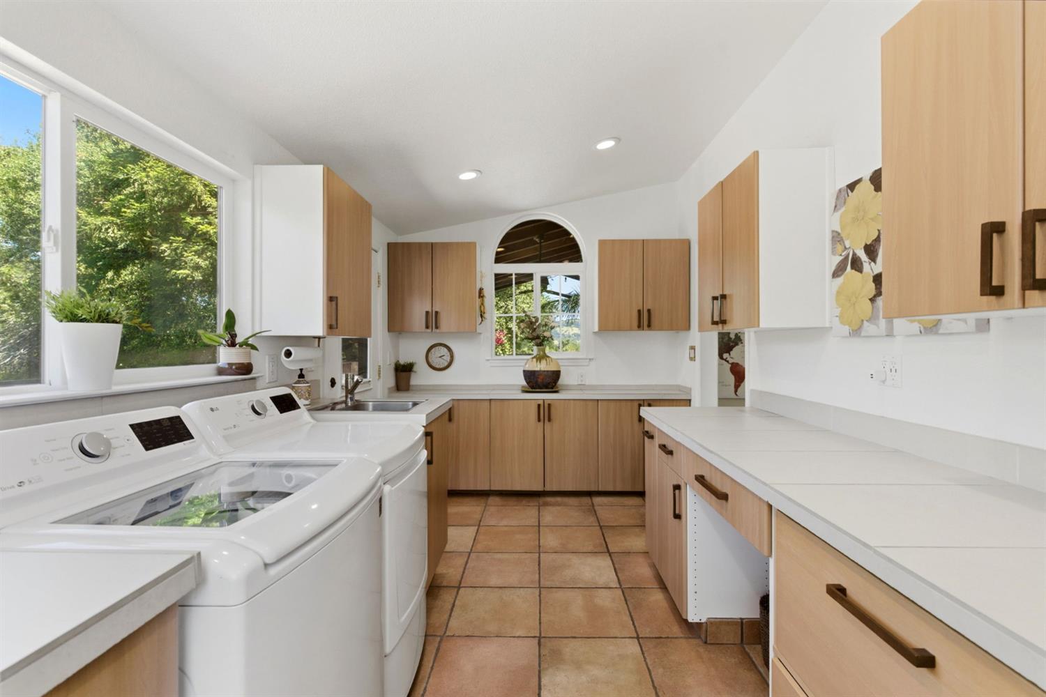 9655 Horseshoe Bar Road Loomis, CA 95650 - Photo 18 of 63