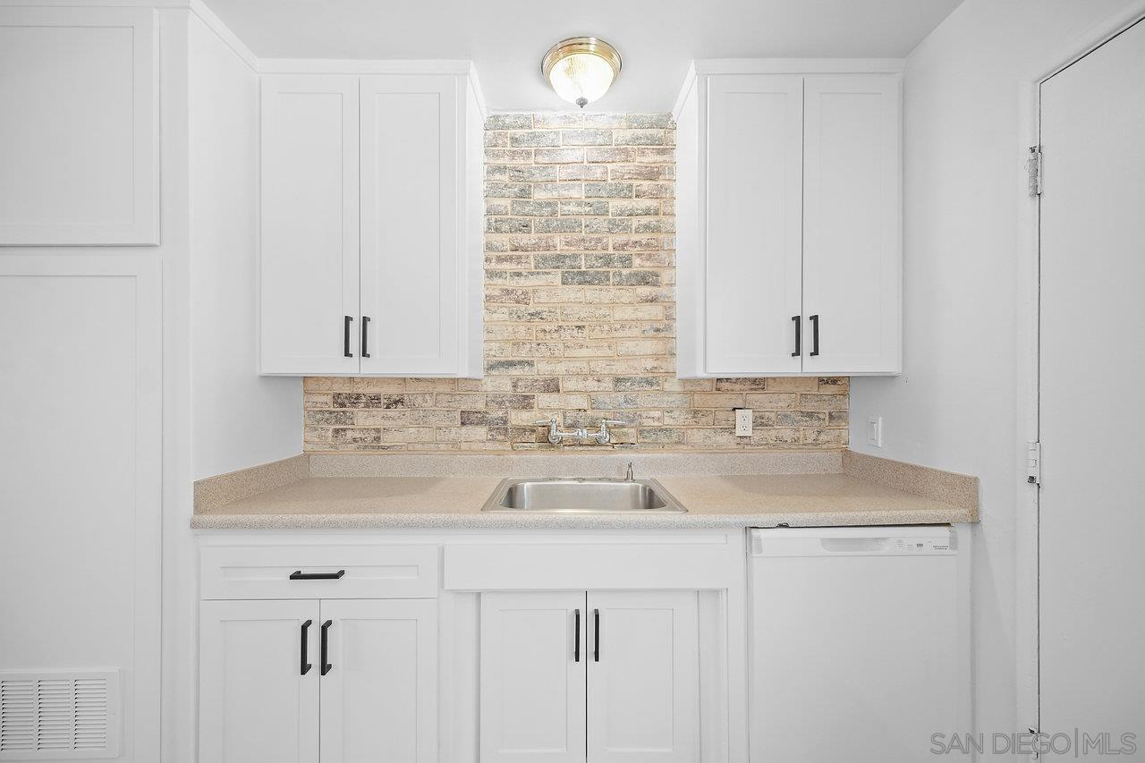 6170 Stanley Drive La Mesa, CA 91942 - Photo 12 of 27