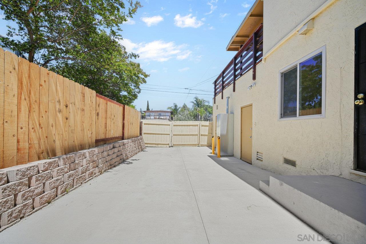 6170 Stanley Drive La Mesa, CA 91942 - Photo 5 of 27