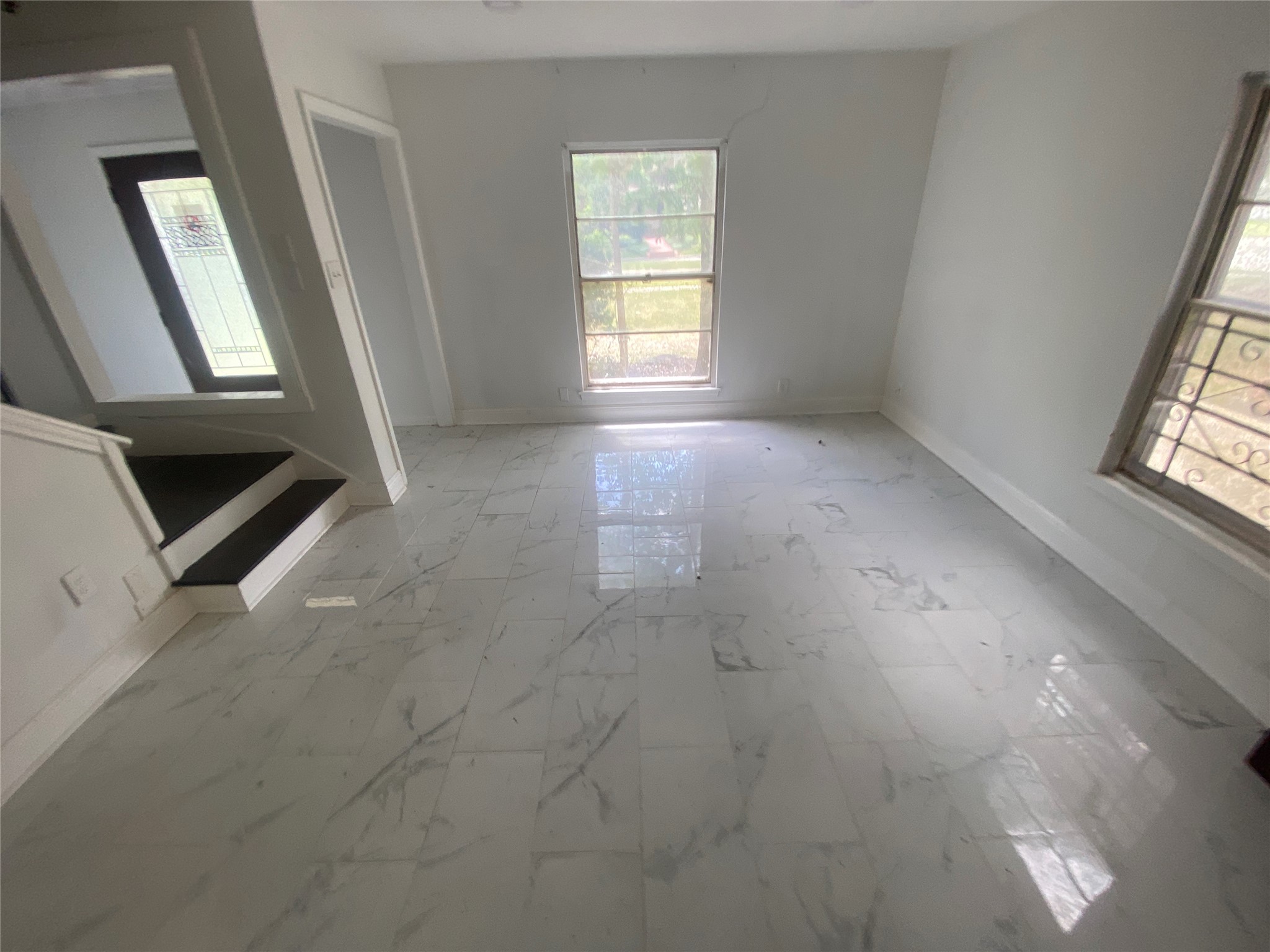 2480 Pecos Street Beaumont, TX 77702 - Photo 4 of 10