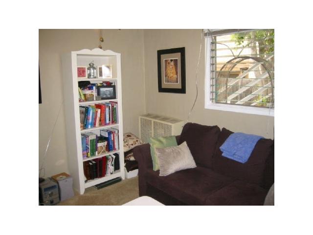 2134 Reed Avenue San Diego, CA 92109 - Photo 6 of 7
