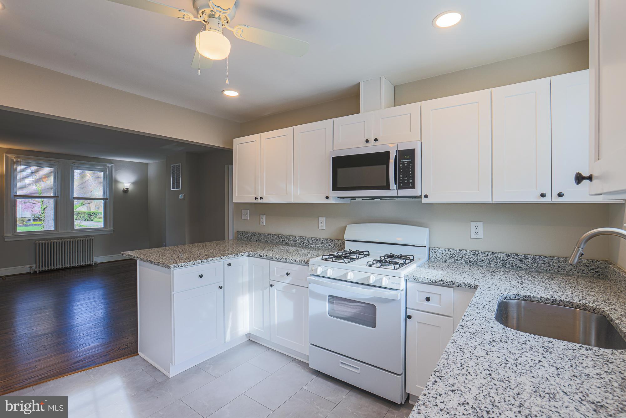 205 South Hammonds Ferry Road Linthicum Heights, MD 21090 - Photo 12 of 69 Kitchen