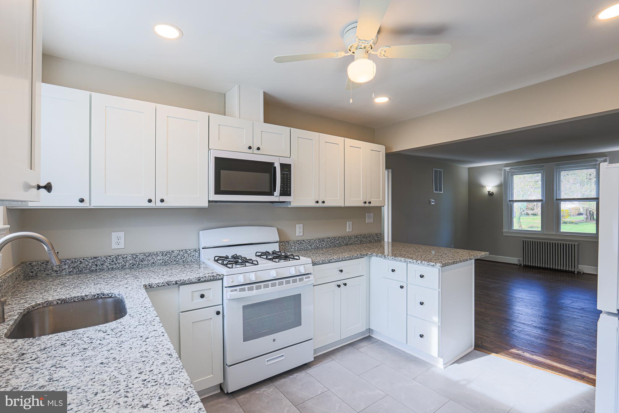 205 South Hammonds Ferry Road Linthicum Heights, MD 21090 - Photo 25 of 69 Kitchen