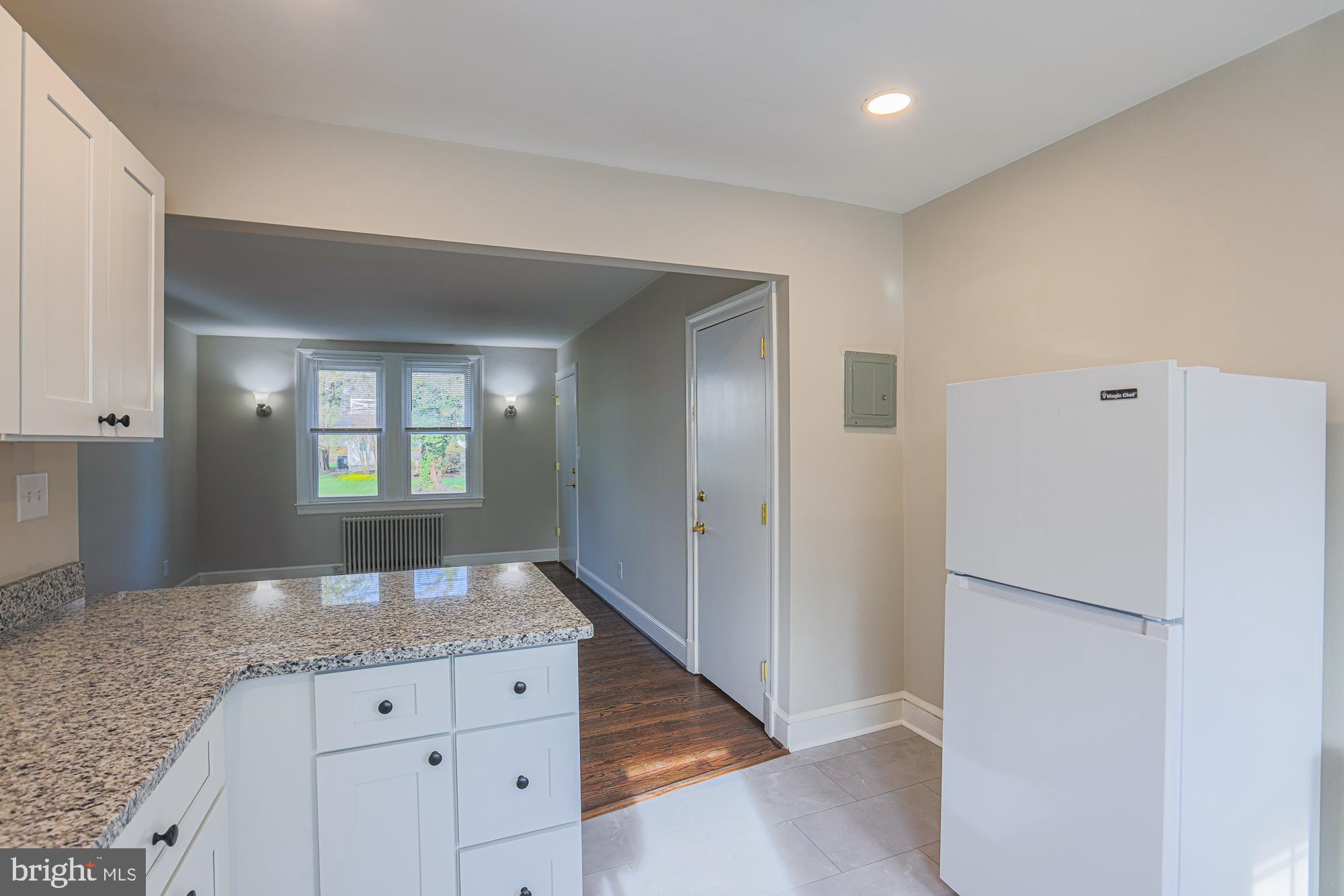 205 South Hammonds Ferry Road Linthicum Heights, MD 21090 - Photo 27 of 69 Kitchen