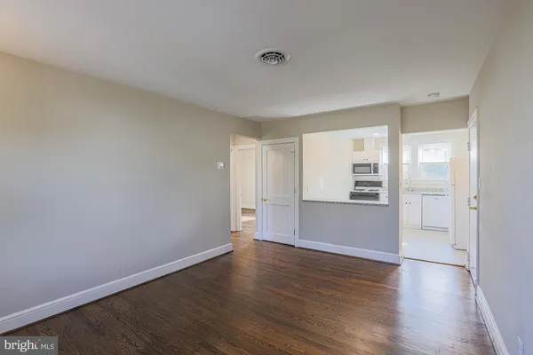 $625,000 | 205 South Hammonds Ferry Road, Linthicum Heights, MD 21090