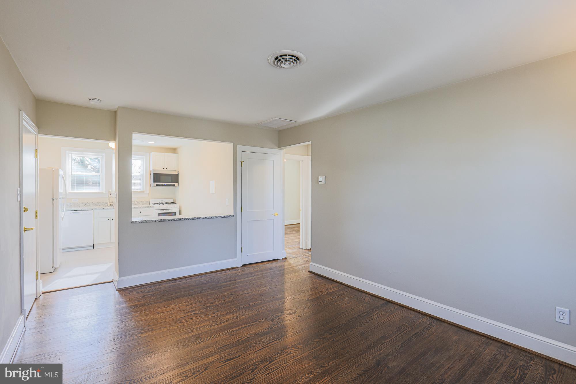 205 South Hammonds Ferry Road Linthicum Heights, MD 21090 - Photo 47 of 69 Unit 4 Upper Level Living Room