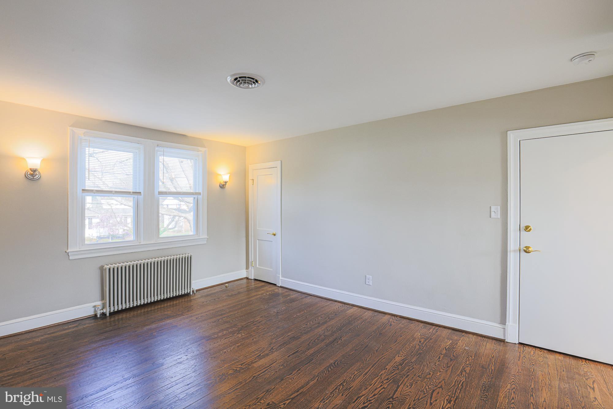205 South Hammonds Ferry Road Linthicum Heights, MD 21090 - Photo 49 of 69 Living Room