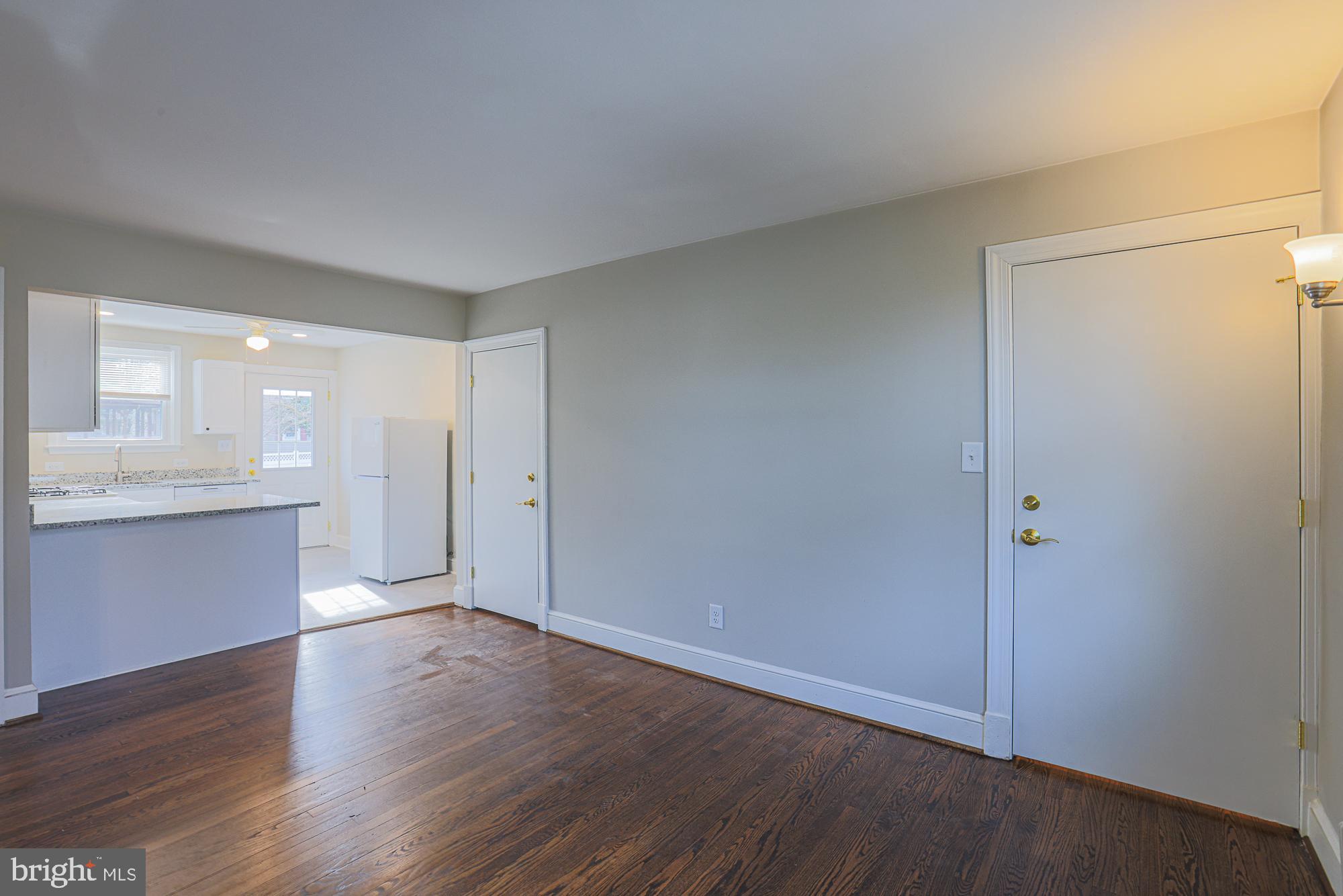 205 South Hammonds Ferry Road Linthicum Heights, MD 21090 - Photo 6 of 69 Living Room