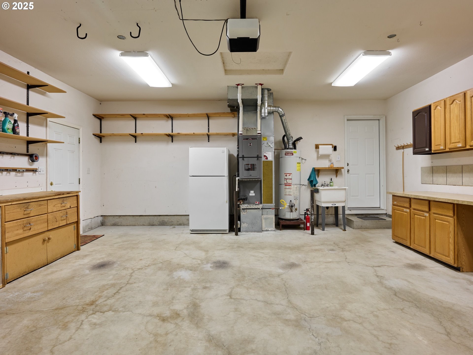 331 Southeast 9th Avenue Canby, OR 97013 - Photo 26 of 35 a view of a storage & utility room