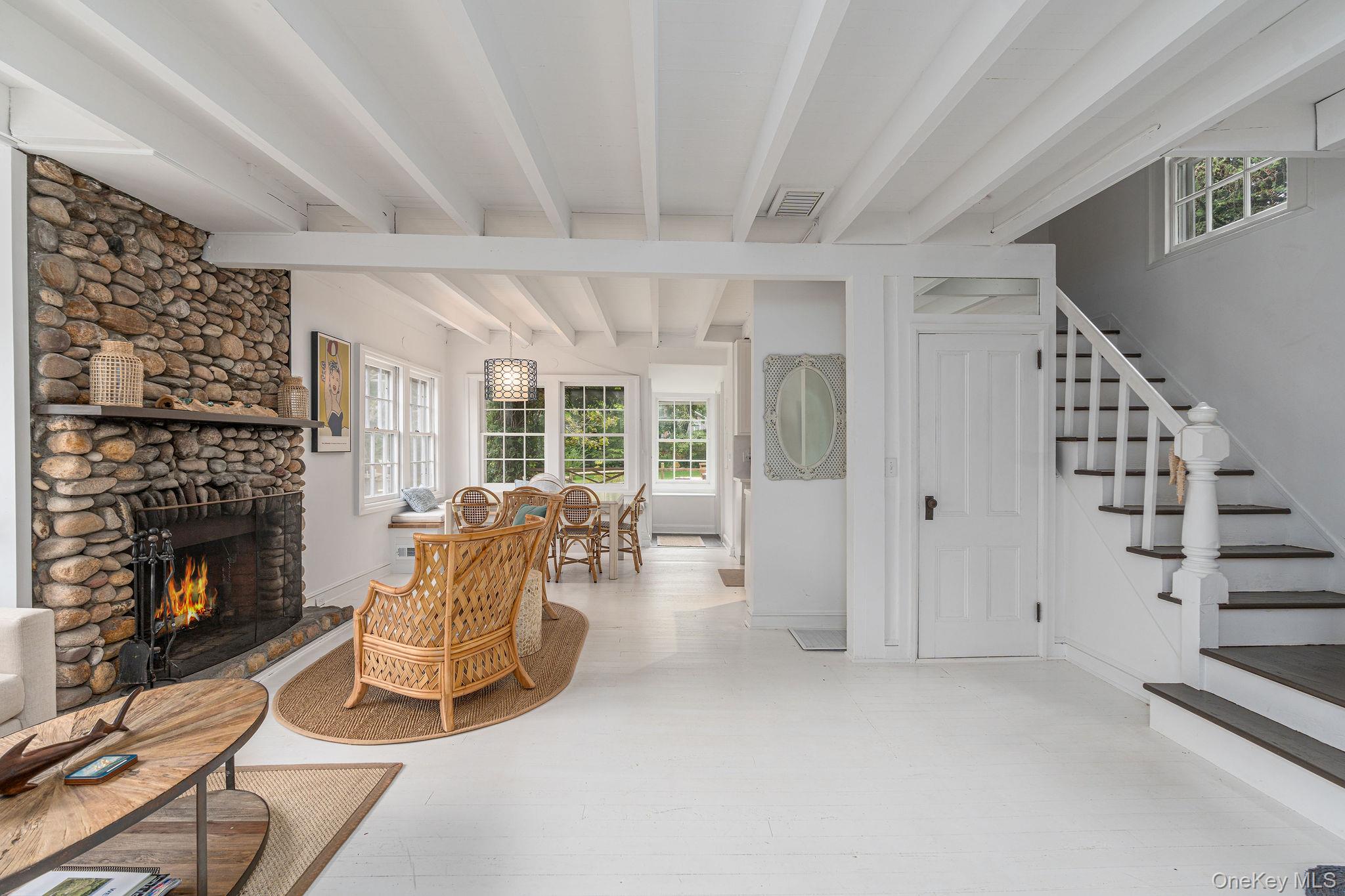 3075 Lighthouse Road Southold, NY 11971 - Photo 15 of 40