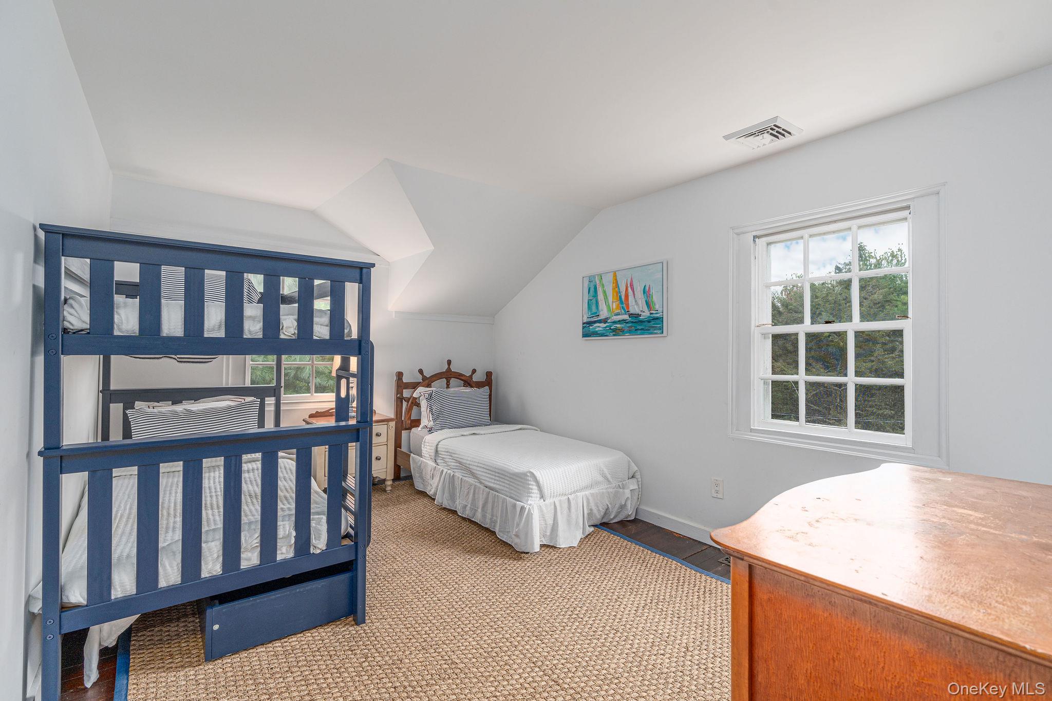 3075 Lighthouse Road Southold, NY 11971 - Photo 20 of 40