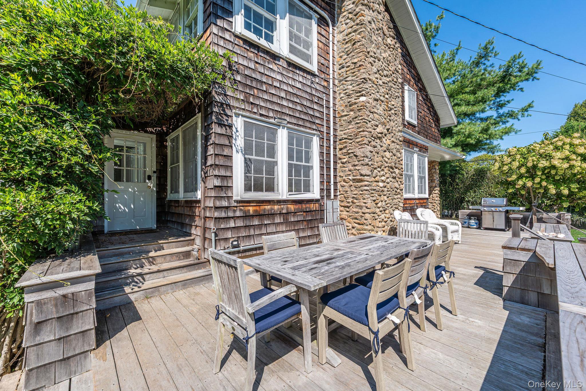 3075 Lighthouse Road Southold, NY 11971 - Photo 25 of 40