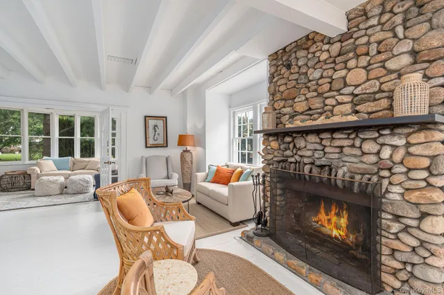 $1,730,000 | 3075 Lighthouse Road, Southold, NY 11971