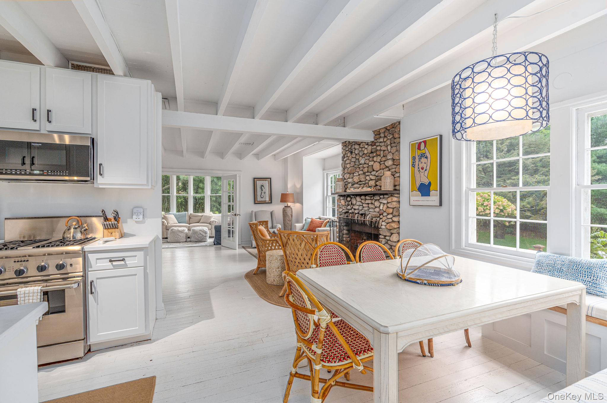 3075 Lighthouse Road Southold, NY 11971 - Photo 10 of 40