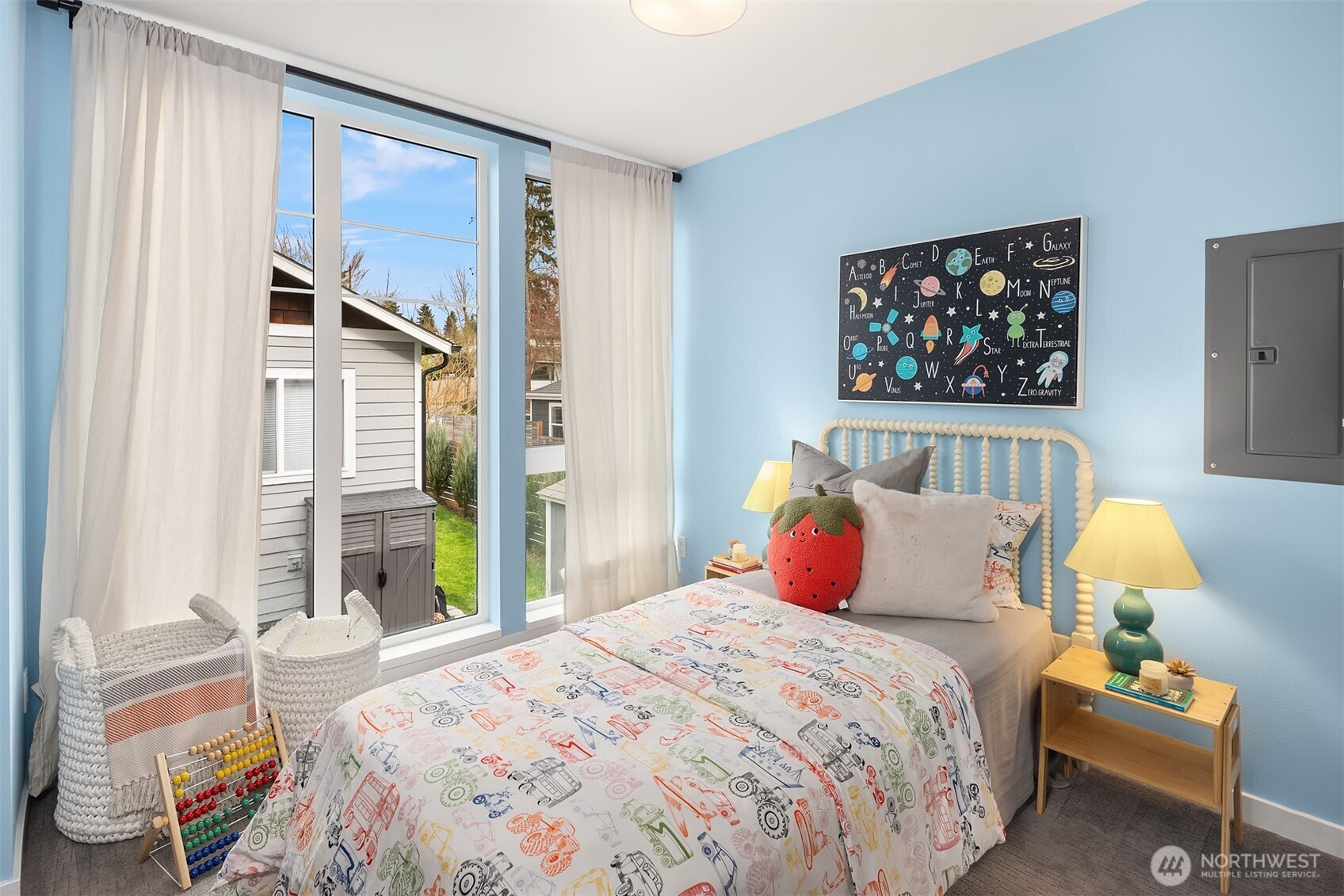 6037 42nd Avenue Southwest, Unit B Seattle, WA 98136 - Photo 22 of 35