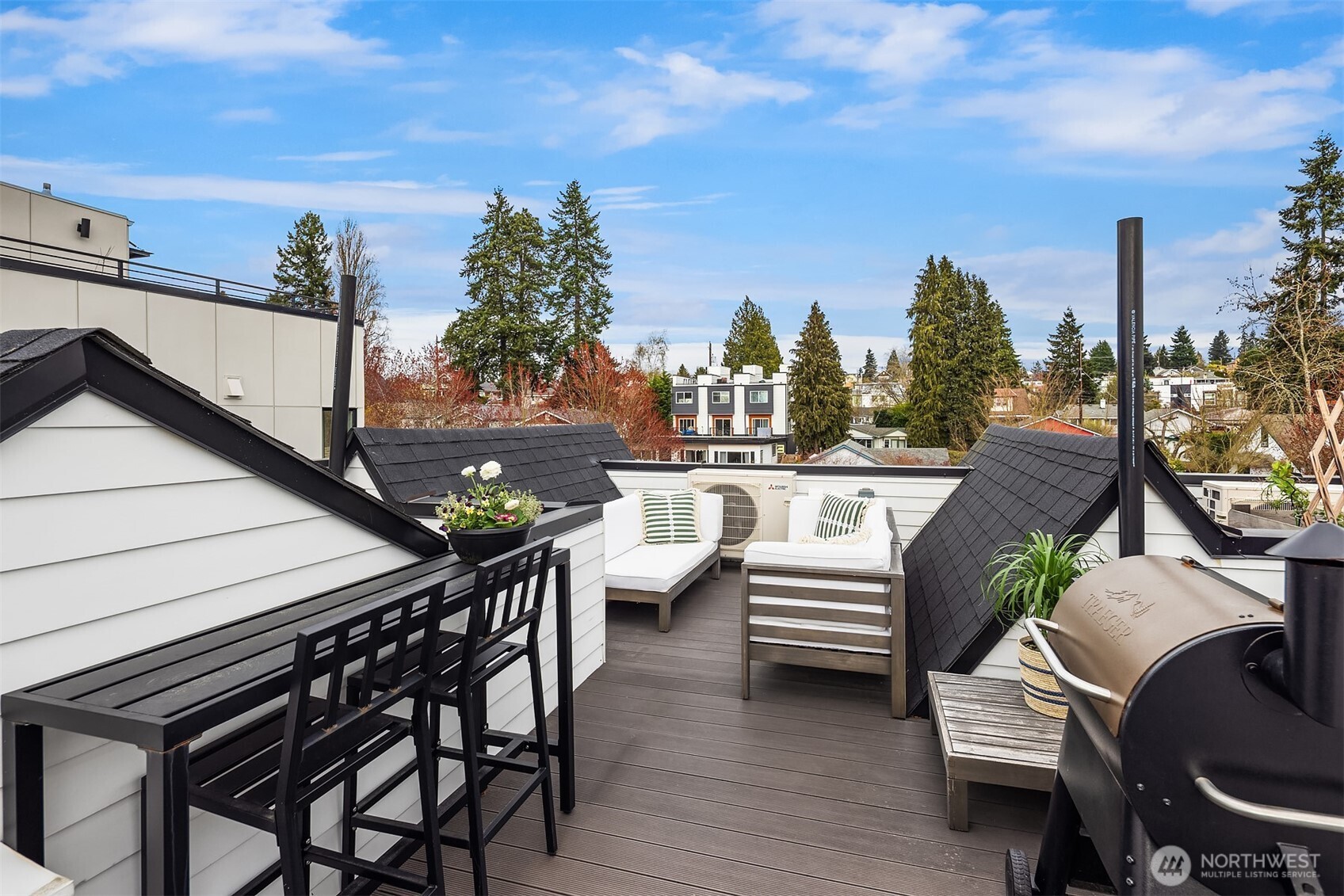6037 42nd Avenue Southwest, Unit B Seattle, WA 98136 - Photo 23 of 35