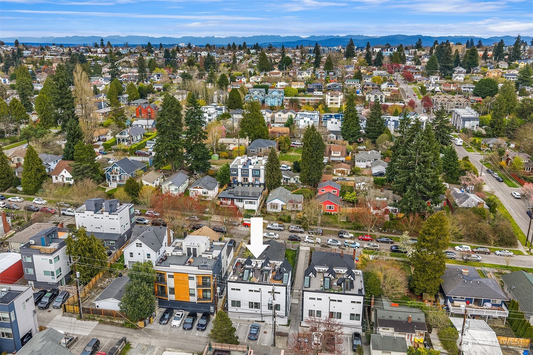 6037 42nd Avenue Southwest, Unit B Seattle, WA 98136 - Photo 32 of 35