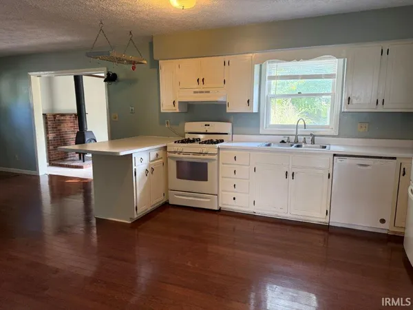 $2,200 | 4317 East Wembley Court, Bloomington, IN 47408