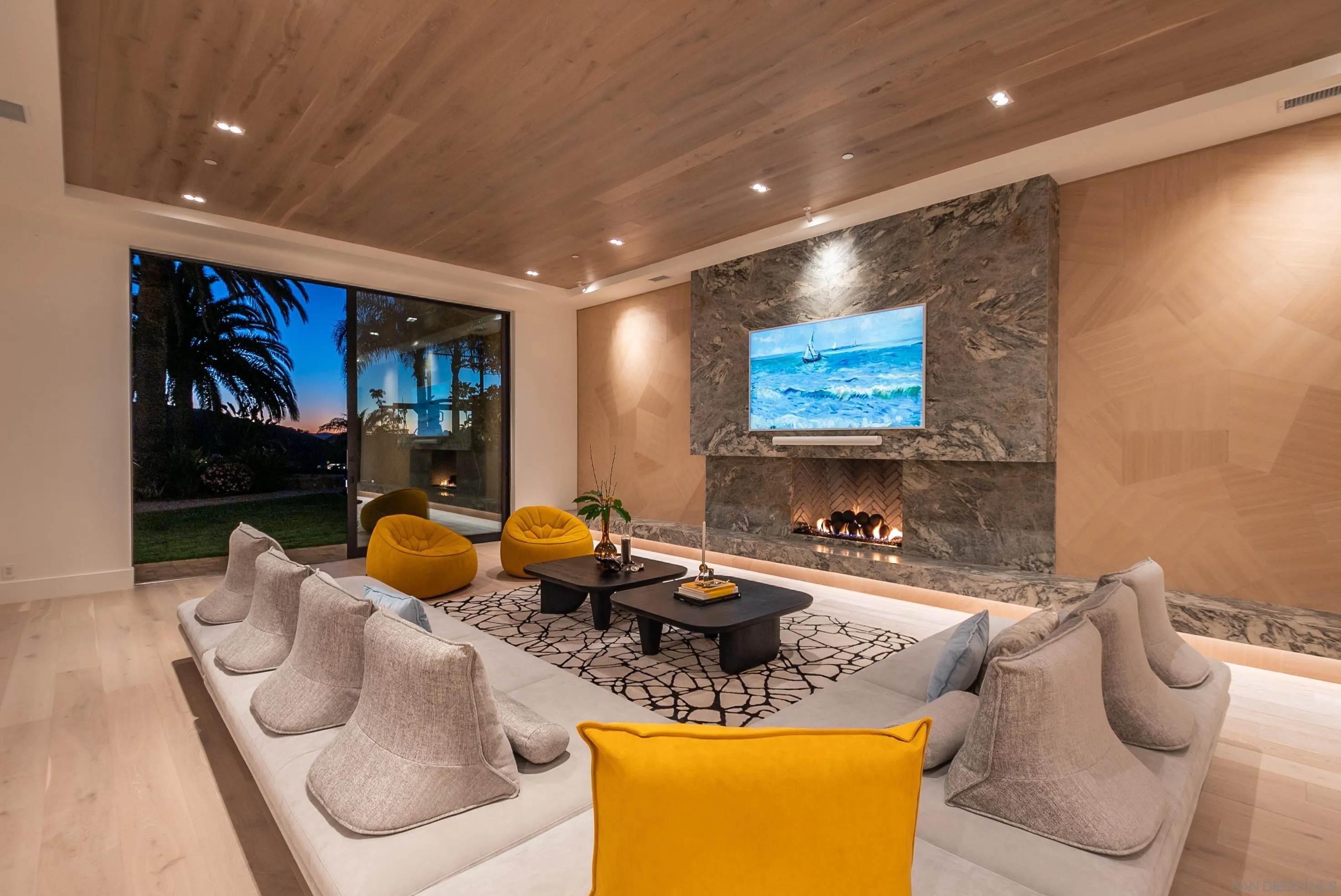 18650 Old Coach Way Poway, CA 92064 - Photo 9 of 63 a room with furniture and a potted plant