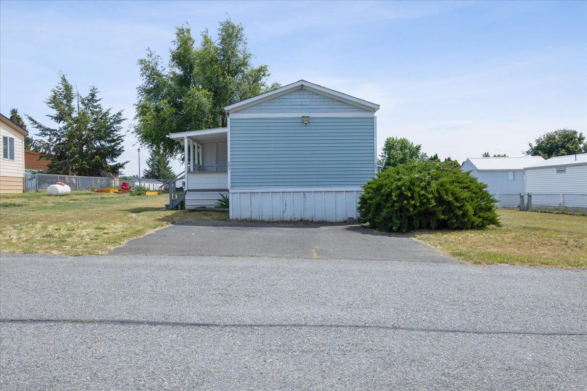 2201 North Craig Ave Road Spokane, WA 99224 - Photo 1 of 25