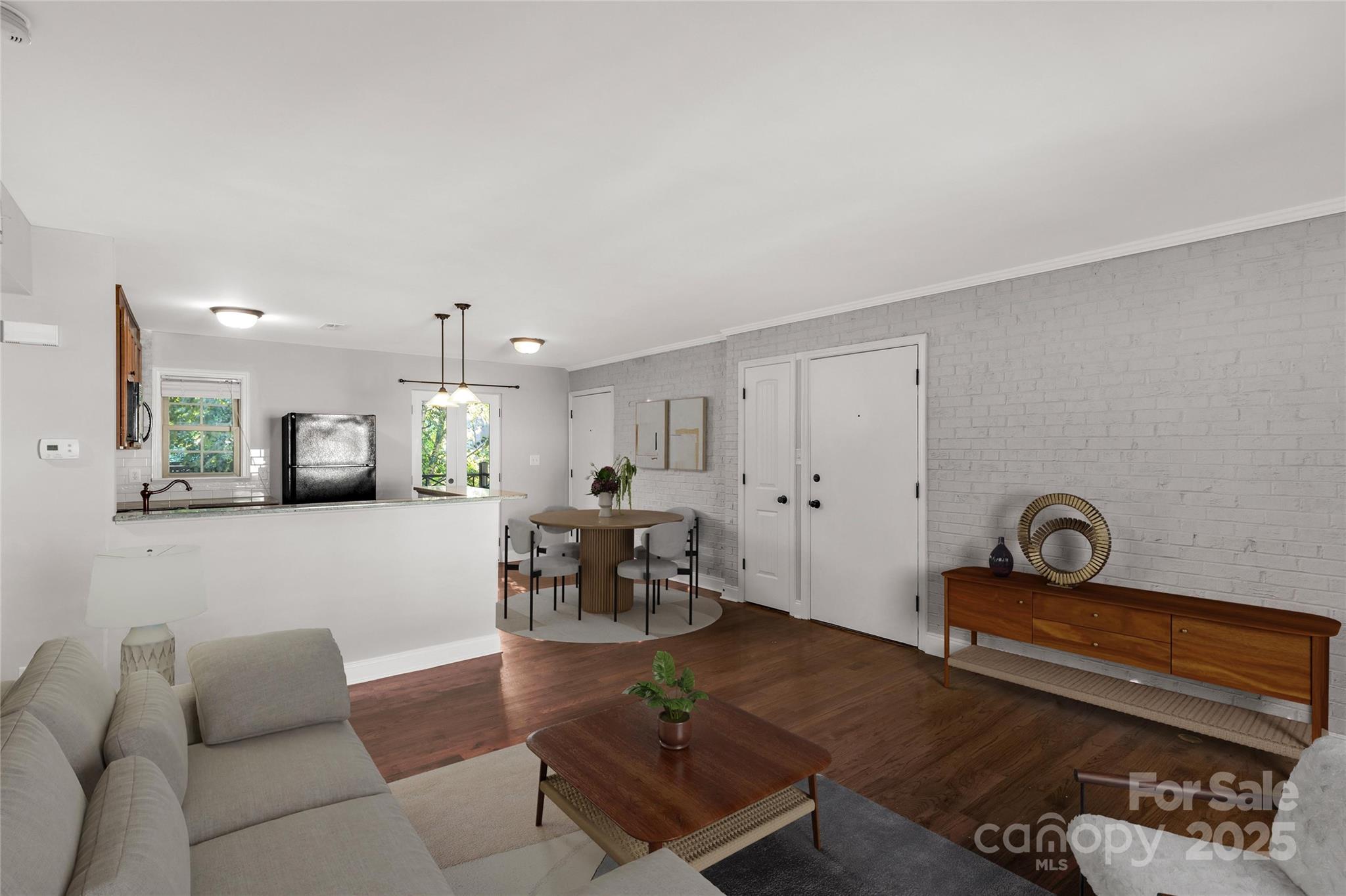 4923 Park Road, Unit E Charlotte, NC 28209 - Photo 2 of 24 a living room with furniture