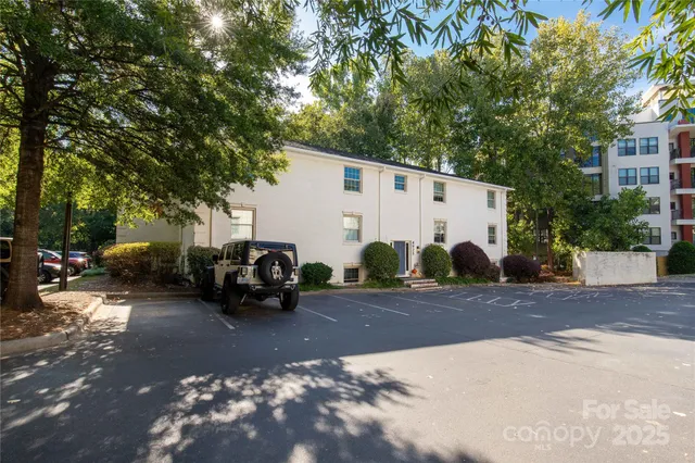 $225,000 | 4923 Park Road, Unit E, Charlotte, NC 28209