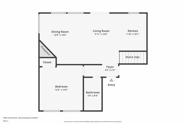 a picture of a wall with white and white walls