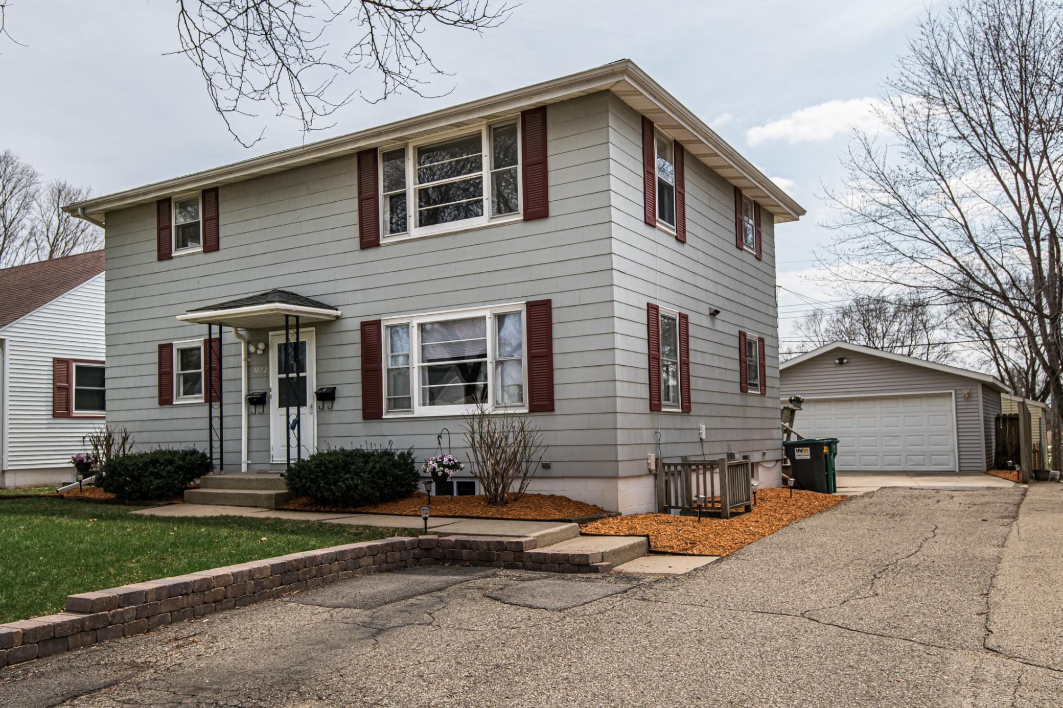 1862 16 1/2 Street Northwest Rochester, MN 55901 - Photo 1 of 39 Gallery Image 1