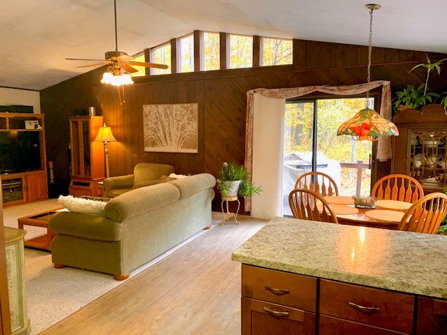 10747 Diamond Park Road Interlochen, MI 49643 - Photo 5 of 46 1869162-4.JPG
