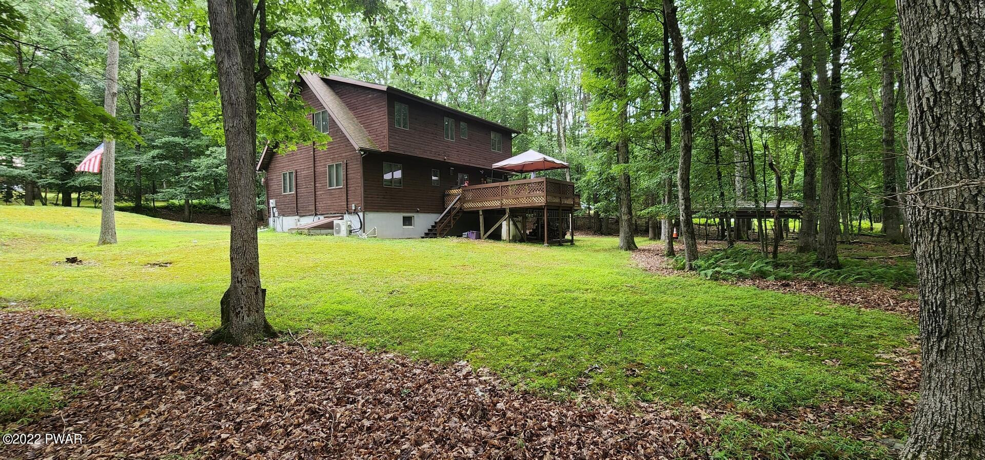 138 Meadowbrook Road Tafton, PA 18464 - Photo 27 of 28 26 back yard (Large)