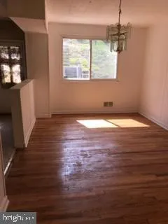 $1,500 | 428 South Chapel Gate Lane, Baltimore, MD 21229