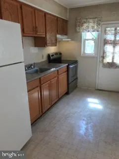 $1,500 | 428 South Chapel Gate Lane, Baltimore, MD 21229