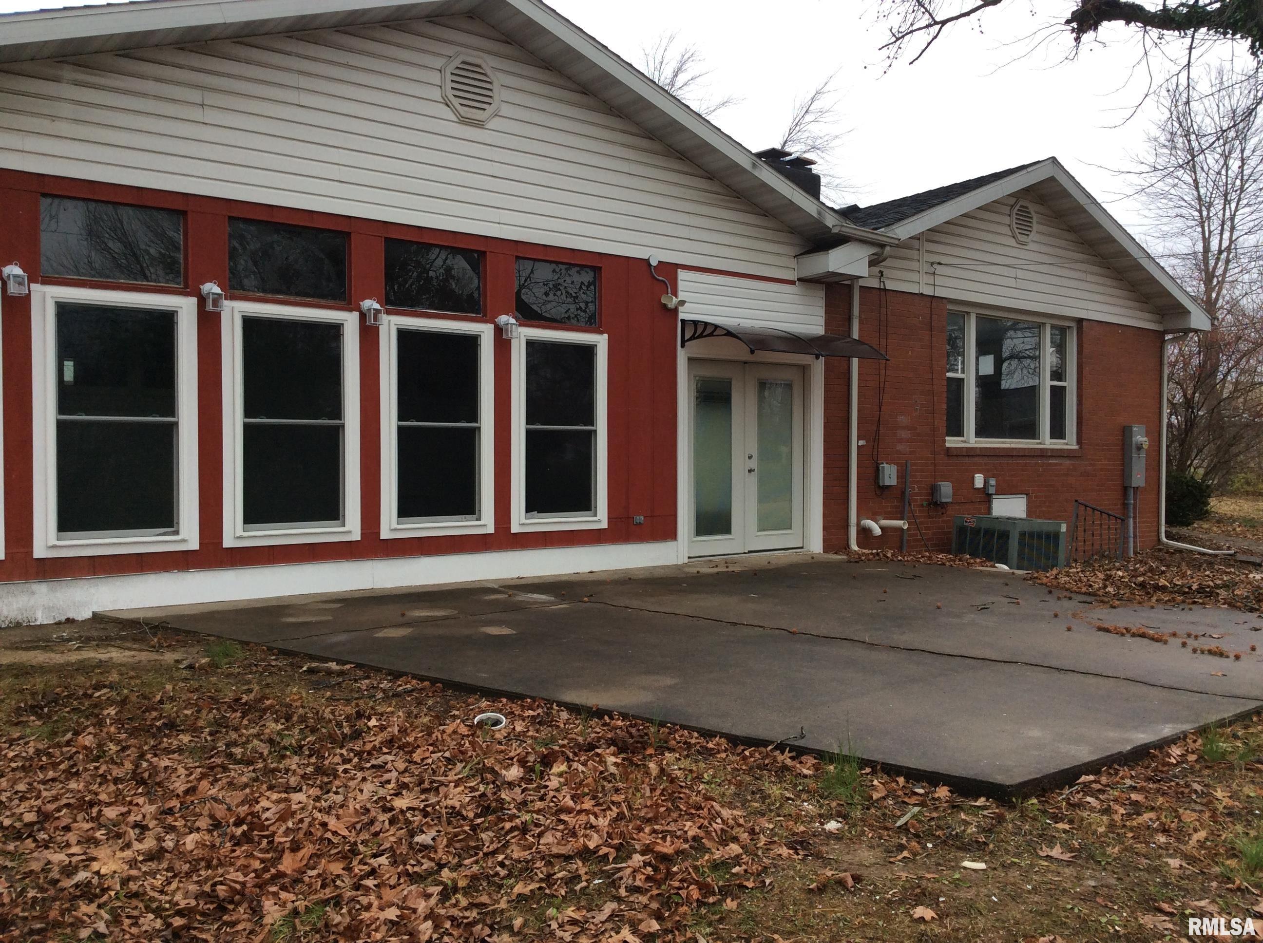 1 Hillcrest Drive Mount Vernon, IL 62864 - Photo 35 of 43