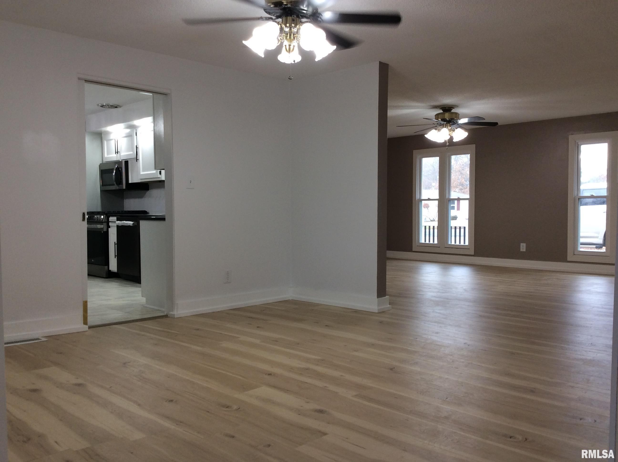 1 Hillcrest Drive Mount Vernon, IL 62864 - Photo 8 of 43