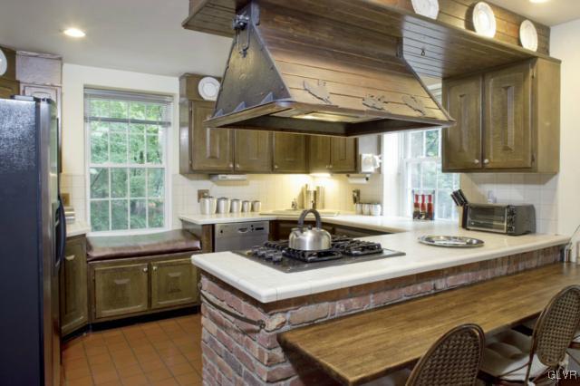 7737 Powder Valley Road Zionsville, PA 18092 - Photo 4 of 10 Gallery Image 4